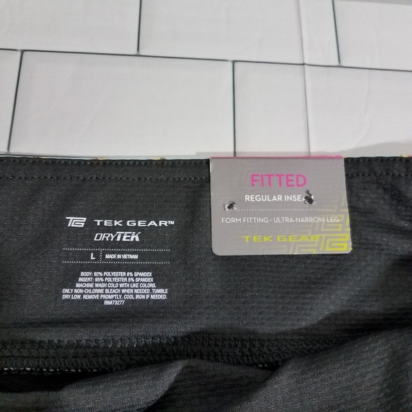 Tek Gear Dark Gray Cropped Legging Size L NWT - Picture 5 of 10